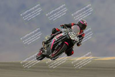 media/Jan-14-2023-SoCal Trackdays (Sat) [[497694156f]]/Turn 9 Set 1 (1120am)/